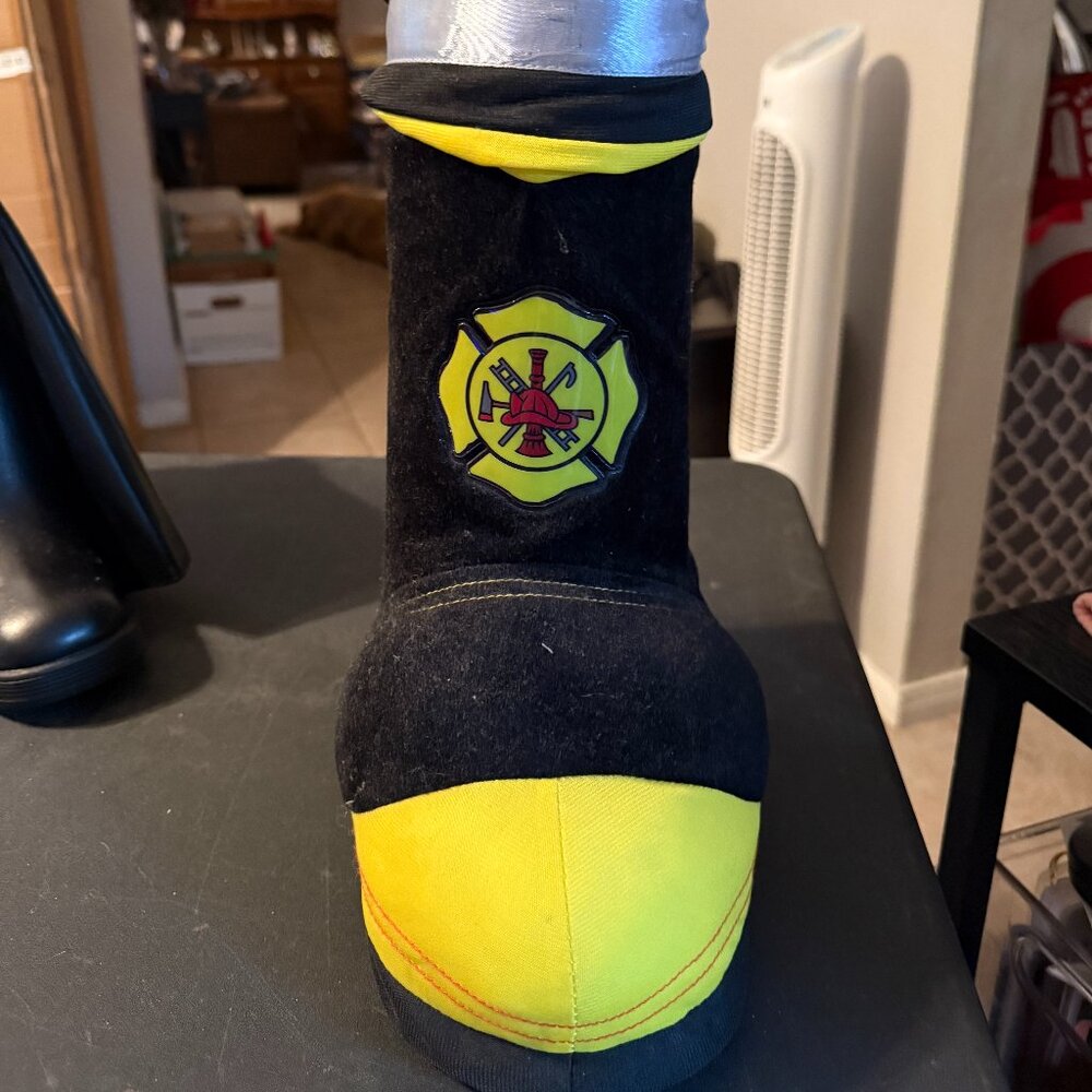 Firefighter - Standing Christmas Stocking (144)